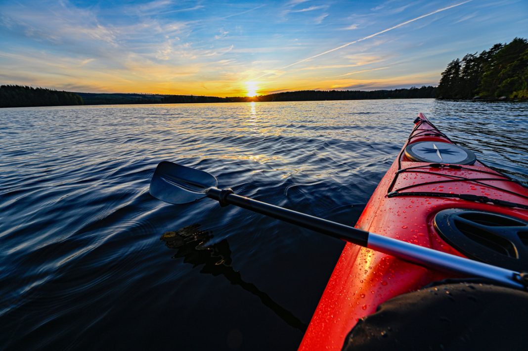 aaLtDsUS-Hudson-Valley-Kayaking-1068×710